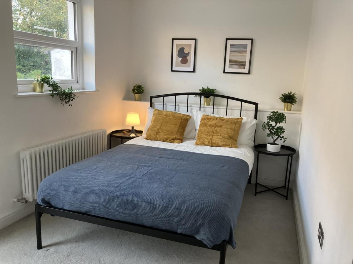 Appartement Magnificent Refurbished 1 Bed Flat Few Steps To High St ! - 4 East House à Epsom Extérieur photo